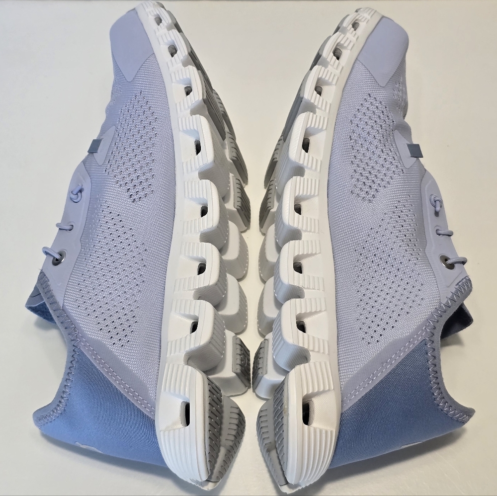 On Running Cloud 5 Coast Women's Shoes in Heather Chambray Size 8.5 - Picture 6 of 10